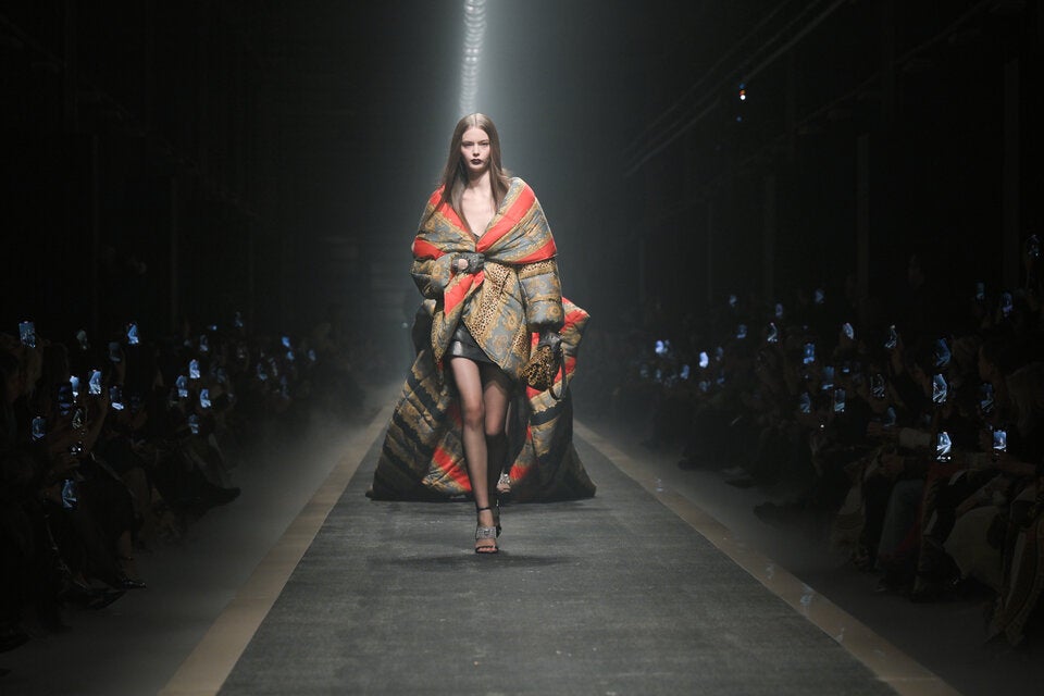 Versace Herbst/Winter 2025 Runway.