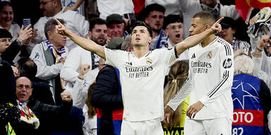 Flamenco zum 500er im Bernab&eacute;u! Real tanzt Atletico mit 2:1 aus