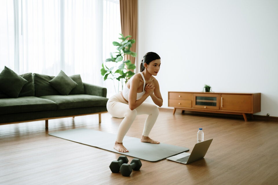 Endlich Strandfigur: Mit diesem Home-Workout straffen Sie Ihren Körper in nur 4 Wochen