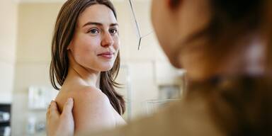 Studie deckt auf: So oft trifft Brustkrebs mittlerweile Frauen unter 40