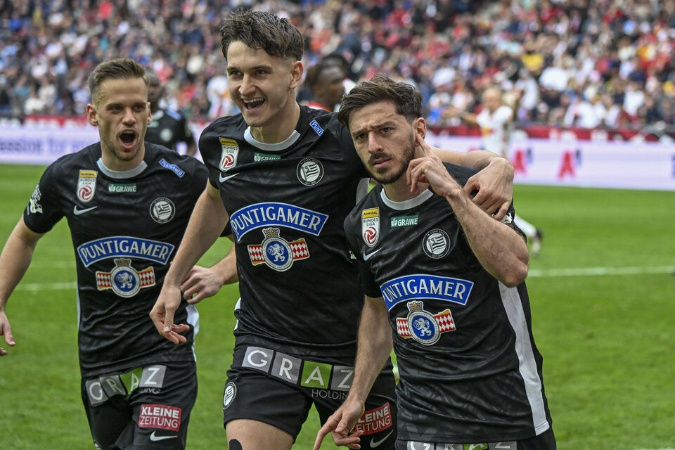 Sturm geht als Leader in die Runde.