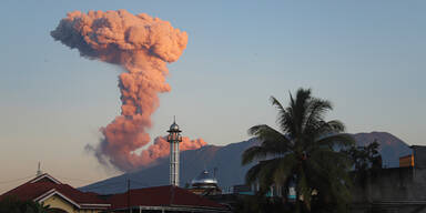 Warnung an Touristen: Vulkanausbruch l&ouml;st h&ouml;chste Alarmstufe aus