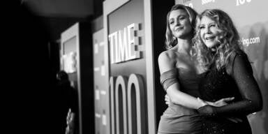 Heftiger Shitstorm gegen Blake Lively: PR-Stunt zur Vergewaltigung ihrer Mutter?