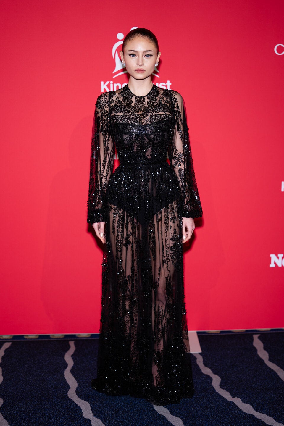 Leni Klum: Im elegantesten Naked Dress macht sie Mama Heidi Konkurrenz