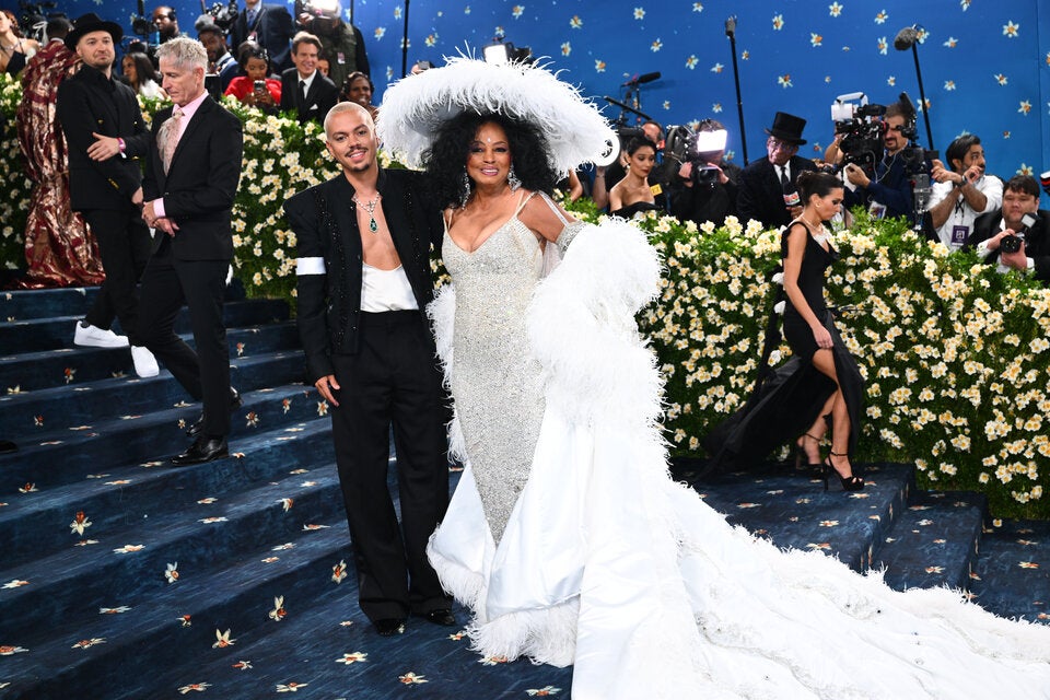 Mit 81: Diana Ross stiehlt bei der Met Gala 2025 allen die Show
