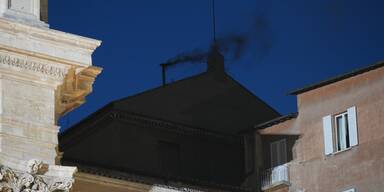 Papst-Wahl: Wilde Ger&uuml;chte nach erstem Wahlgang