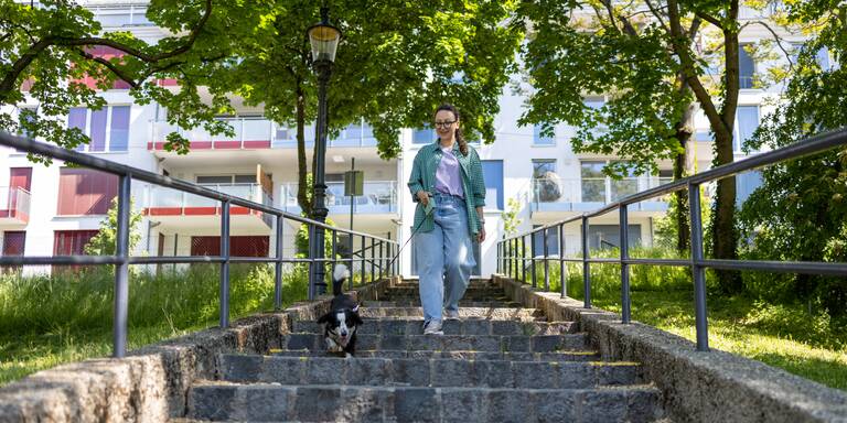 Winterspeck adé! So verbrennt Spazieren besonders viele Kalorien