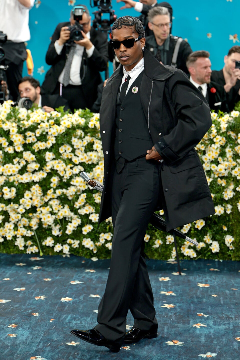 Papst Leo XIV, Rihanna, Jennifer Lawrence & Co.: Die Best-Dressed-Stars 2025