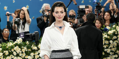 Anne Hathaway: Facelift? Das steckt wirklich hinter ihrem blutjungen Look!