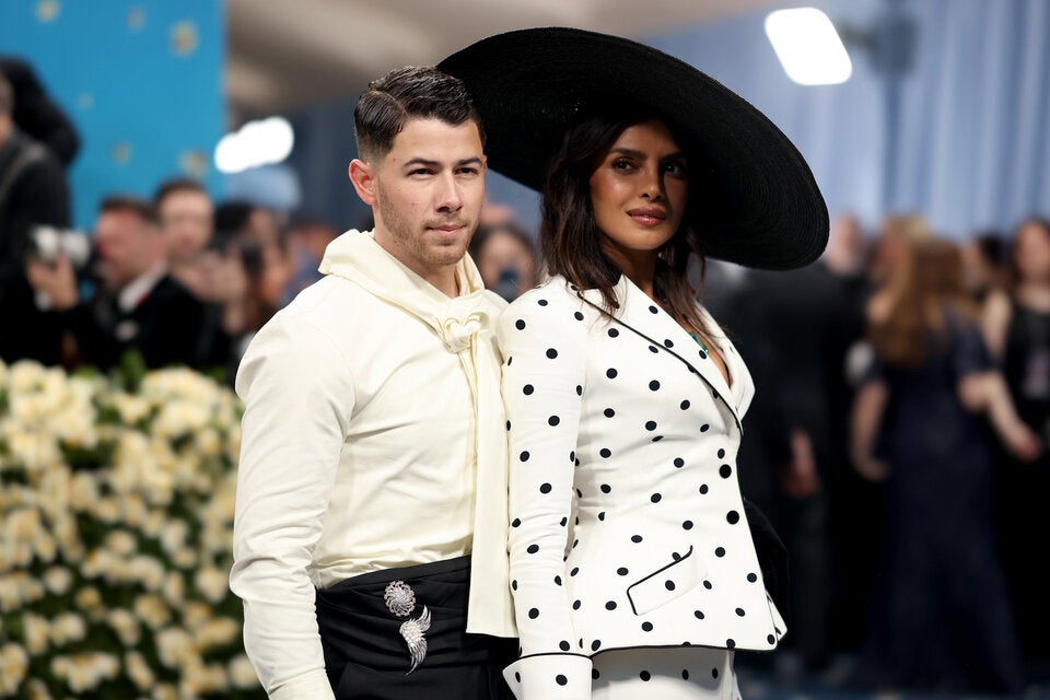 Met Gala 2025: Die süßesten Couple-Momente am roten Teppich