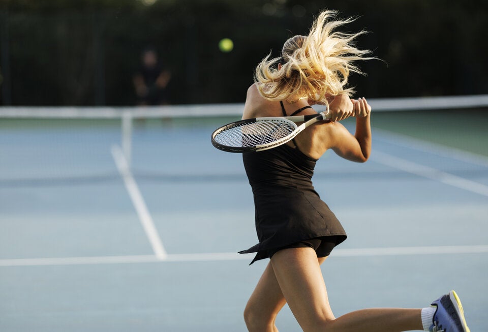 Padel oder Tennis: Welche Sportart ist eigentlich gesünder?