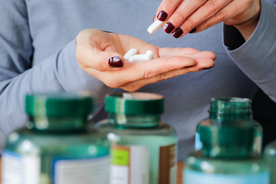 Neue Studie zeigt: Eine tägliche Vitamintablette könnte uns langsamer altern lassen