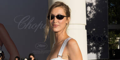 Plötzlich blond! Bella Hadid überrascht mit neuem Look in Cannes