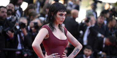 Kaum erkannt: Cara Delevingne schockt mit Typveränderung