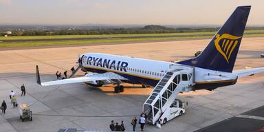 Zu sp&auml;t! Airline l&auml;sst 89 Passagiere einfach zur&uuml;ck