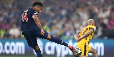 20. Spielminute: Nach seinem Assist zum 1:0 legte Youngster Désiré Doué selbst zum 2:0 nach. Federico Dimarco versuchte noch zu klären – doch vergeblich. 