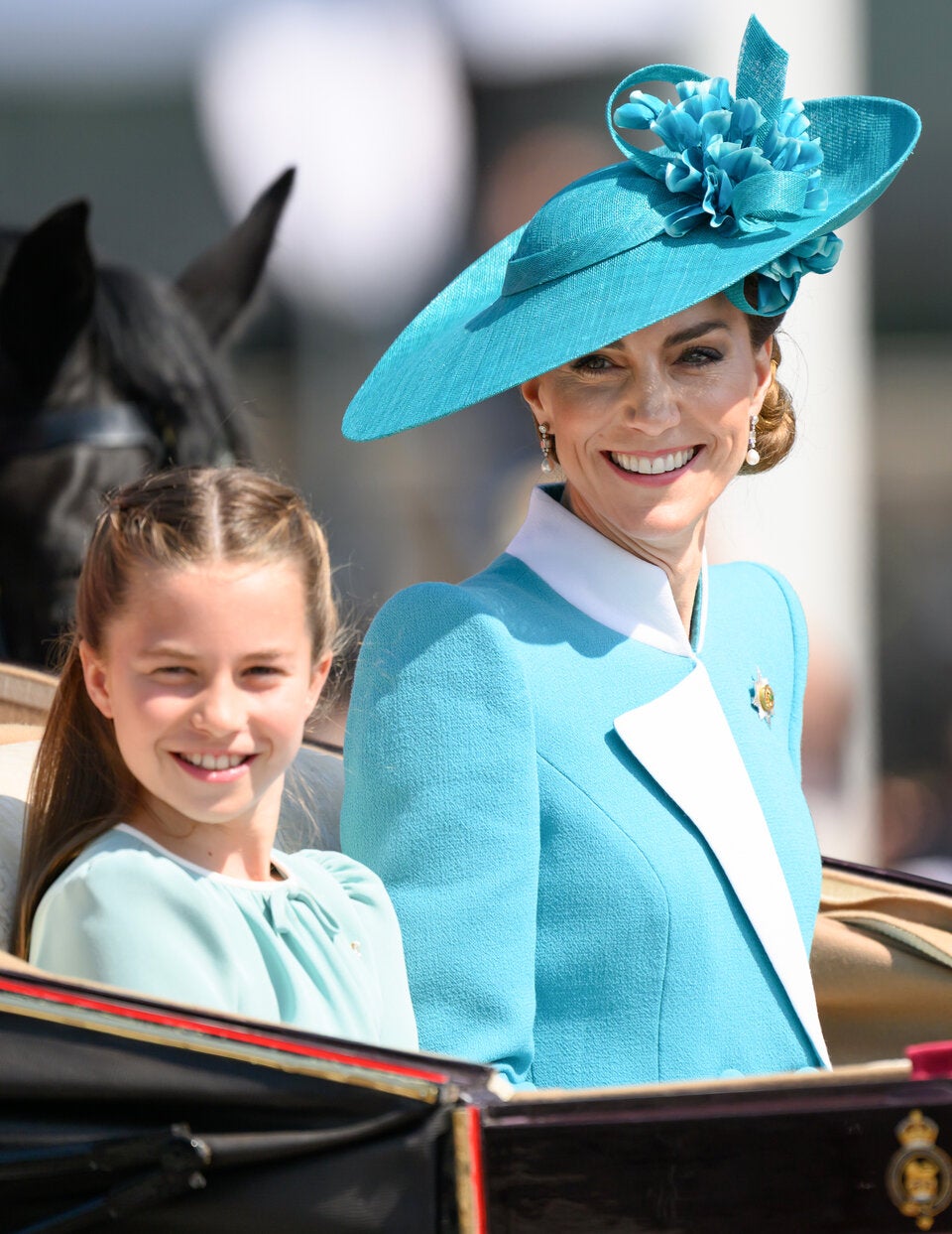 Prinzessin Charlotte tritt in die modischen Fußstapfen von Mama Kate