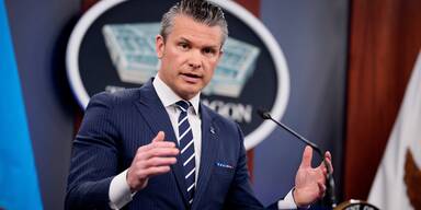 Hinter Trumps Rücken – geht's jetzt Skandalminister an den Kragen?