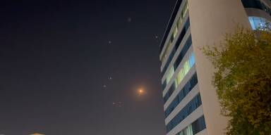 Iran best&auml;tigt Waffenruhe, feuert trotzdem weiter Raketen ab