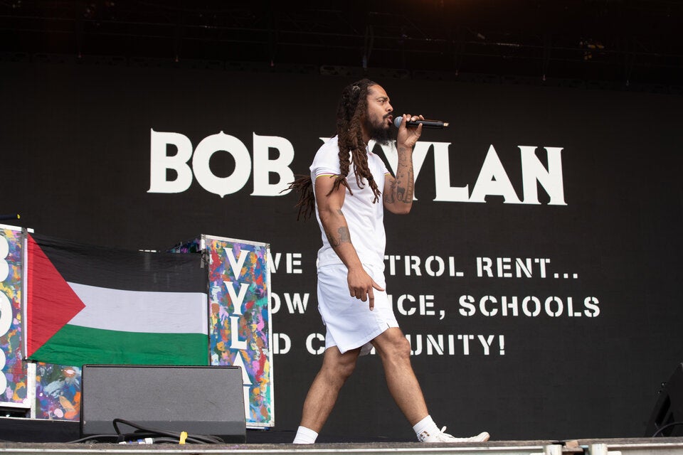 Große Aufregung um Anti-Israel-Parolen bei Glastonbury-Festival