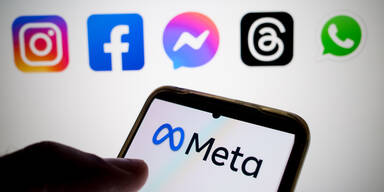 KI-Skandal: Meta lie&szlig; Chatbot mit Kindern flirten