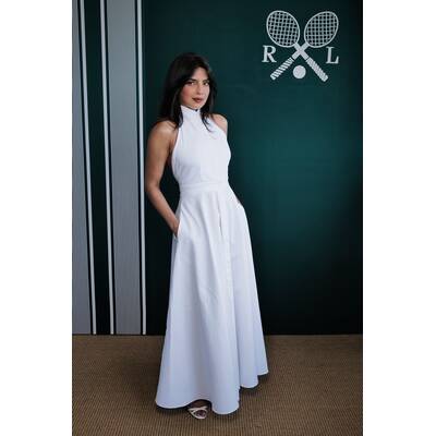  Liam Hemsworth & Gabriella Brooks