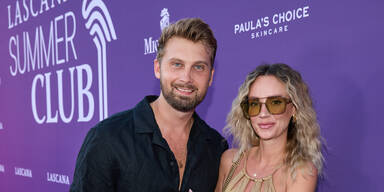 Dominik Stuckmann und seine Verlobte