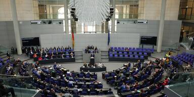Chaos im deutschen Bundestag: Richterwahl komplett abgeblasen
