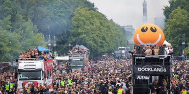 In Lebensgefahr! Techno-Raver schwer verletzt