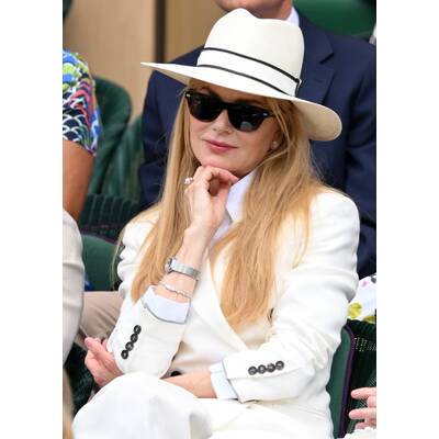  Liam Hemsworth & Gabriella Brooks