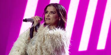 Nelly Furtado bringt mit einem einzigen Outfit Body Shamer zum Schweigen