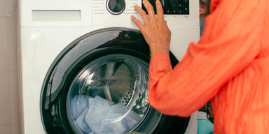 Saubere W&auml;sche in Rekordzeit: 8 kg Waschmaschine mit Dampffunktion jetzt 19 % g&uuml;nstiger!