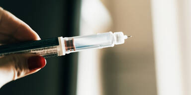 Abnehmspritzen im Check: Stiftung Warentest warnt - Nur 2 Wirkstoffe bestehen Test!