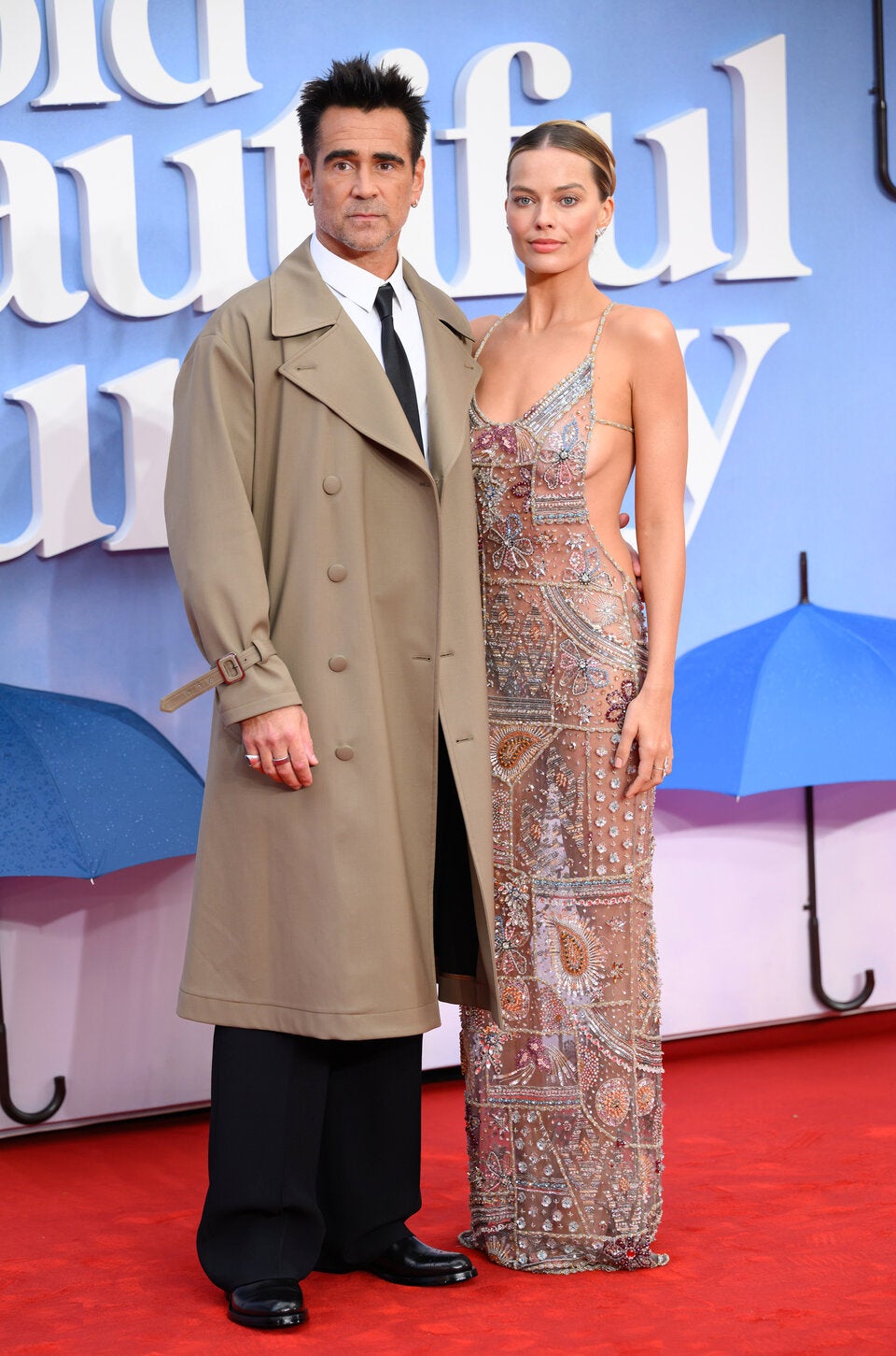 Komplett durchsichtig! Margot Robbie trägt das heißeste Naked-Dress ALLER ZEITEN