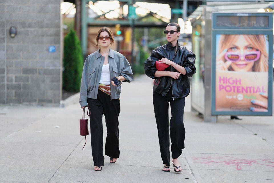 Diese Fashion-Trends aus 2025 wollen wir 2026 NICHT mehr sehen!