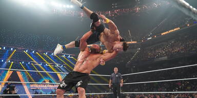 John Cena vernichtet &ndash; war DAS schon sein WWE-Karriereende?