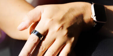 Oura-Ring-Alternativen: G&uuml;nstige Fitness-Tracker f&uuml;r Schlaf & Gesundheit