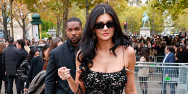 Kylie Jenner leistet sich riesigen Mode-Fauxpas bei Miu Miu