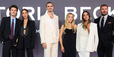Cruz Beckham, Jackie Apostel, Romeo Beckham, Harper Beckham, Victoria Beckham and David Beckham&nbsp;