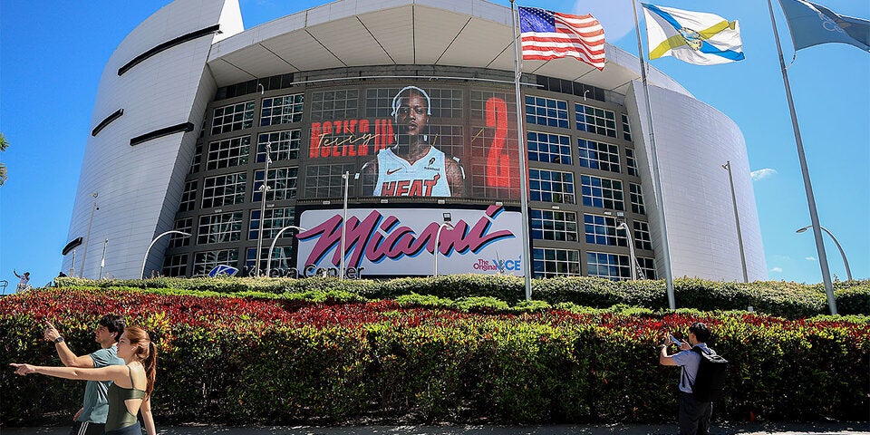 Röntgen-Karten & Mafia-Poker: NBA in historischer Krise - sogar LeBron betroffen