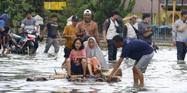 Flutkatastrophe Sumatra: Gouverneur warnt vor Hungertod nach Überflutungen