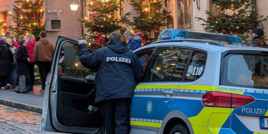 Weihnachtsmarkt Polizei