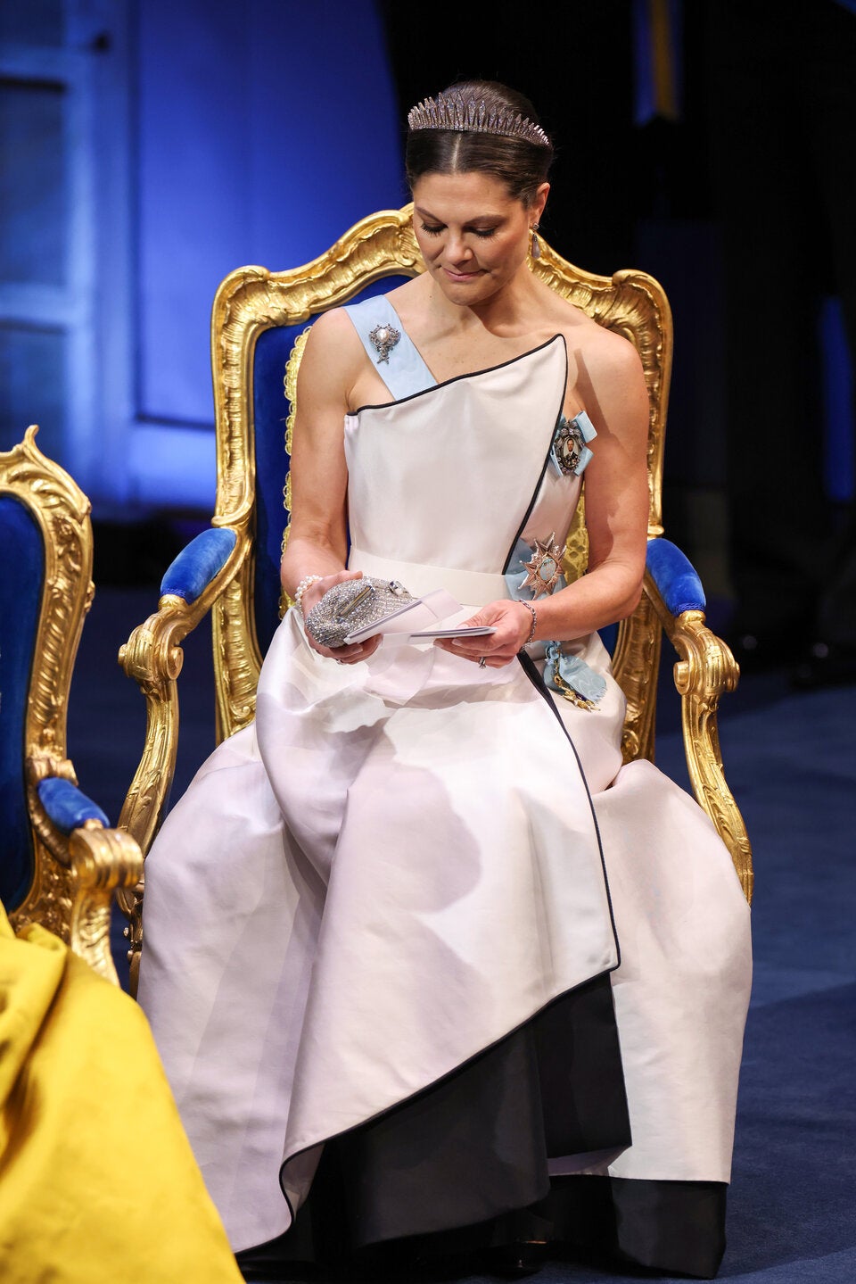 Geschichtsträchtig: Diese Bedeutung steckt hinter Victorias Nobelpreis-Kleid