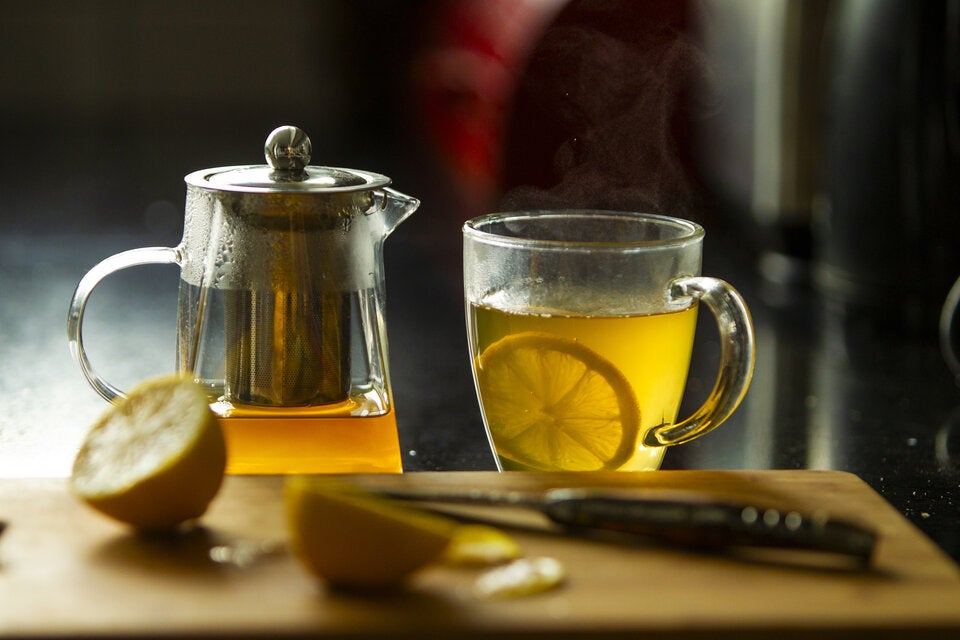 Trend-Routine: Deshalb sollten Sie „Heiße Zitrone“ nicht jeden Morgen trinken