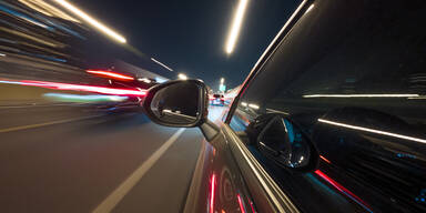 Wiener (54) raste mit 213 km/h &uuml;ber die A22