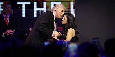 Nickerchen live im TV: Trump streitet alles ab