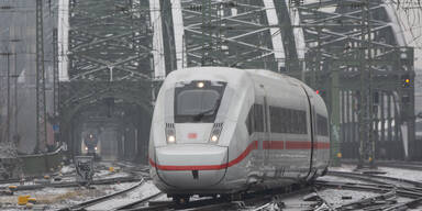Mann droht mit Pyro-Anschlag in ICE-Zug