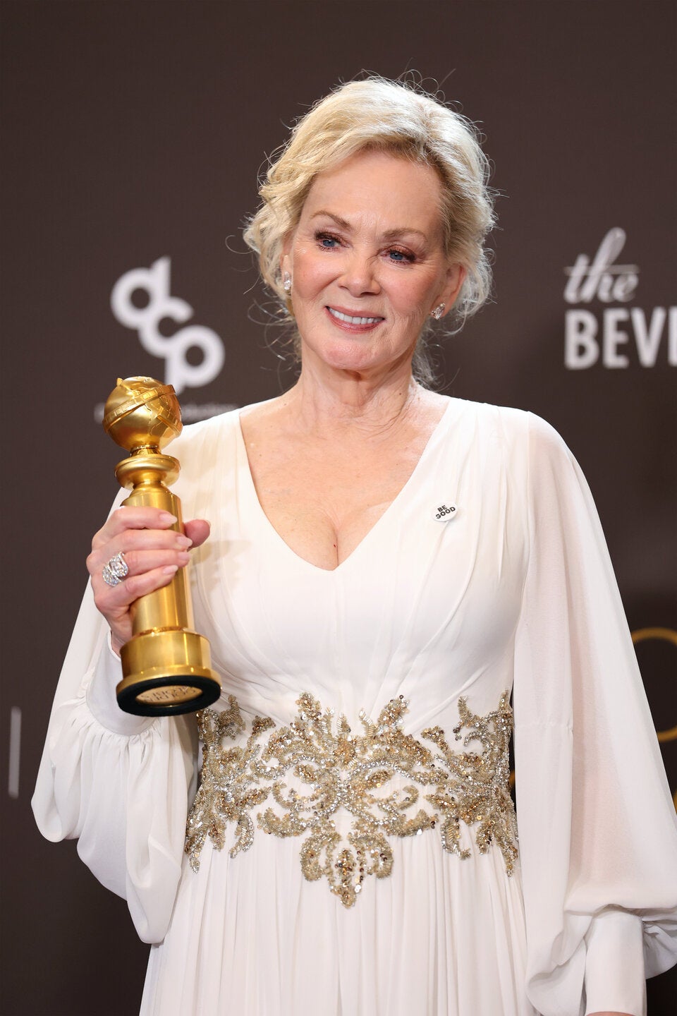 Darum trugen Stars bei den Golden Globes 2026 „Ice Out“ und „Be Good“-Pins