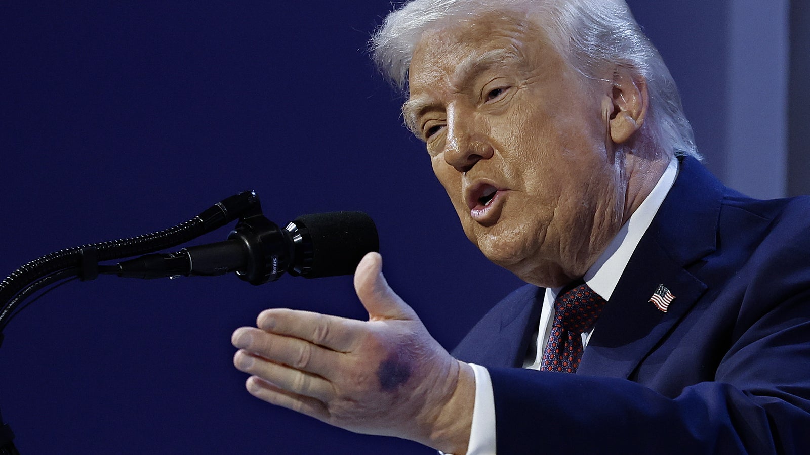 Trump: Wir arbeiten an einem Abkommen mit Kuba Kép