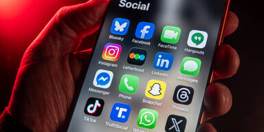 Regierung will Social Media f&uuml;r Kids unter 14 Jahren abdrehen